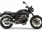 Moto Guzzi V7 Stone